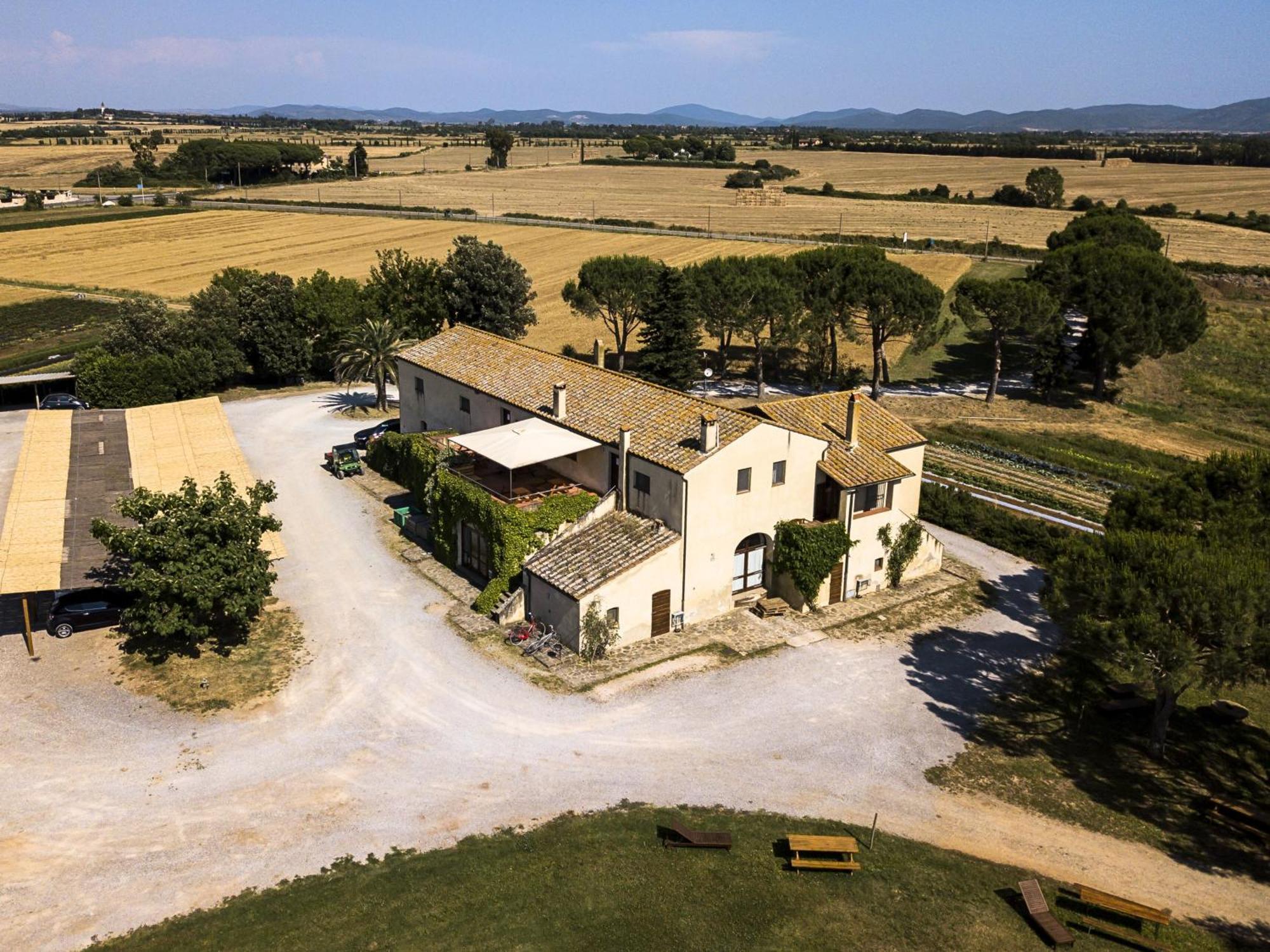 Laselva Albinia Exterior photo